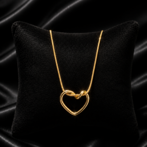 Hollow Heart Pendant ✨
