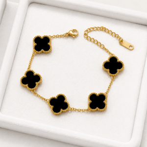 Midnight Clover Bracelet 🖤