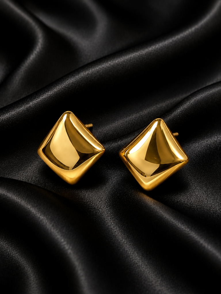 Golden Muse Studs